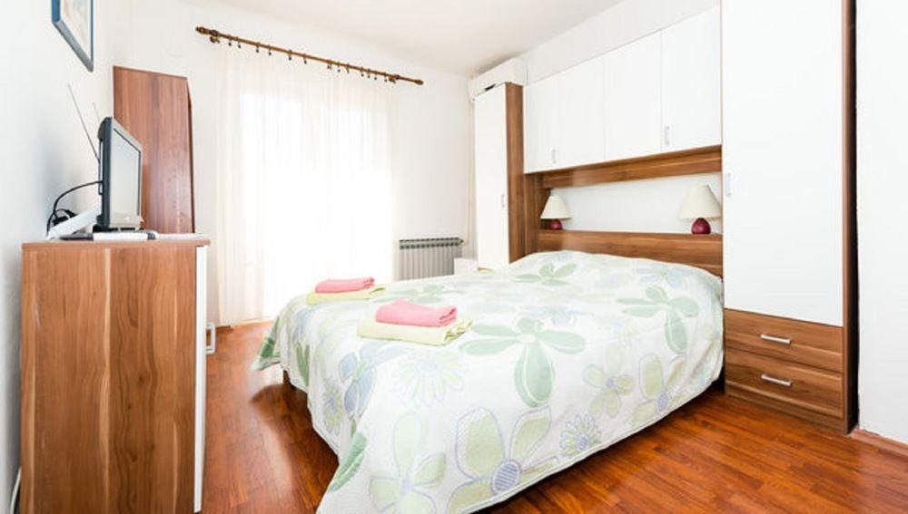Arka Apartment *